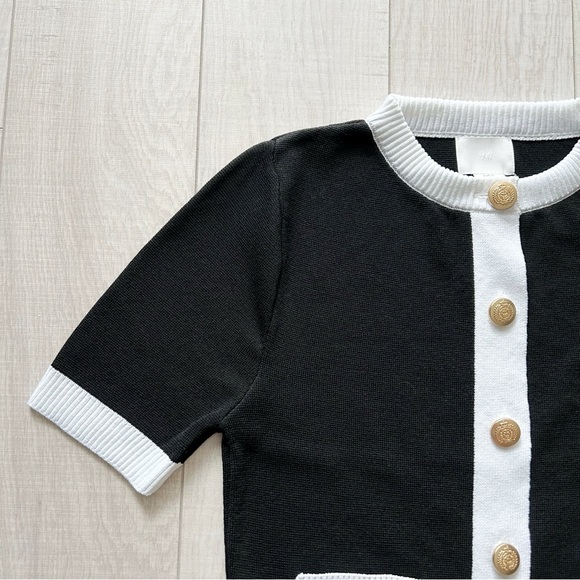 Black and white knit short sleeve sweater - Picture 4 of 11